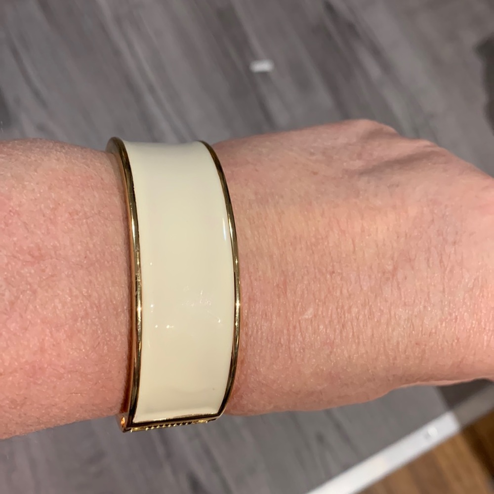 Classic cream black bracelet jewelry*